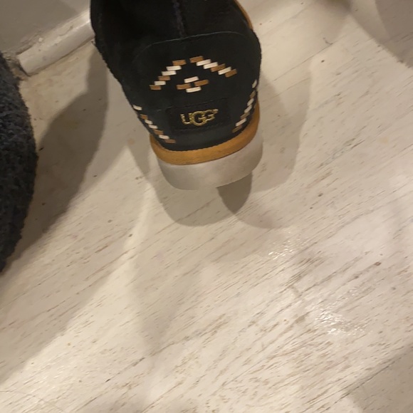 Ugg classic short rustic weave boots size 10UC pre loved - Picture 9 of 10